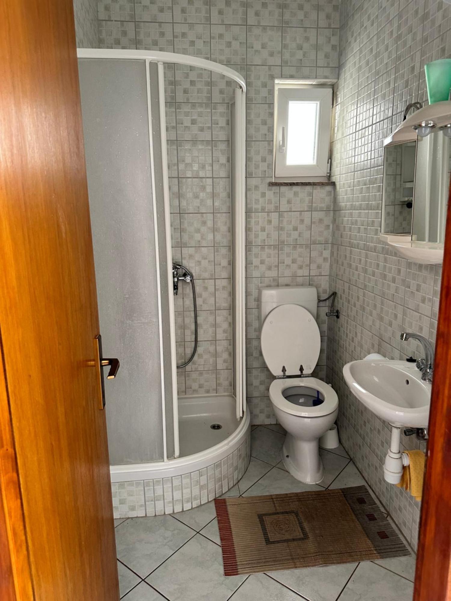 Apartments Kristina วีร์ ภายนอก รูปภาพ